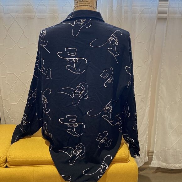 Woman print buttoned down shirt - Picture 4 of 6